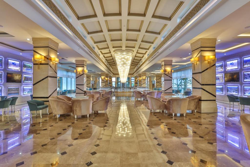 هتل کریستال واتر ورد آنتالیا